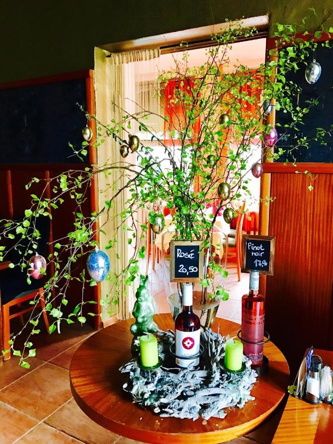 Zu Den Linden - Radebeul Pension Mit Restaurant Εξωτερικό φωτογραφία
